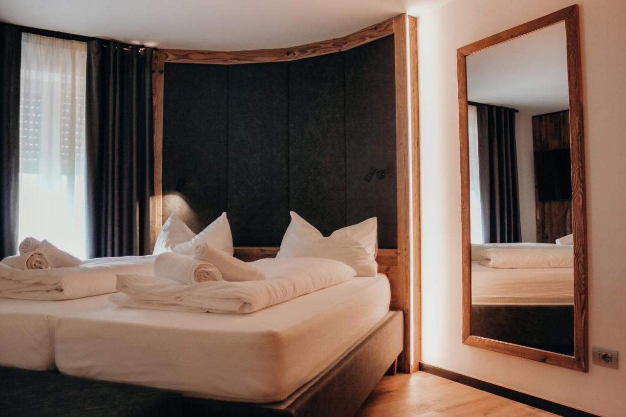 Hotel Pineta Baselga di Pine Ngoại thất bức ảnh