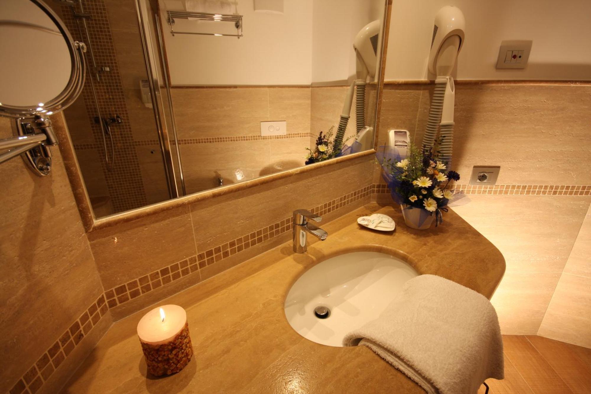 Hotel Pineta Baselga di Pine Ngoại thất bức ảnh