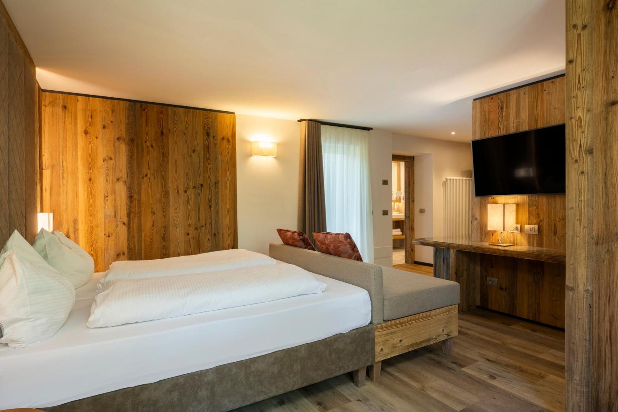 Hotel Pineta Baselga di Pine Ngoại thất bức ảnh