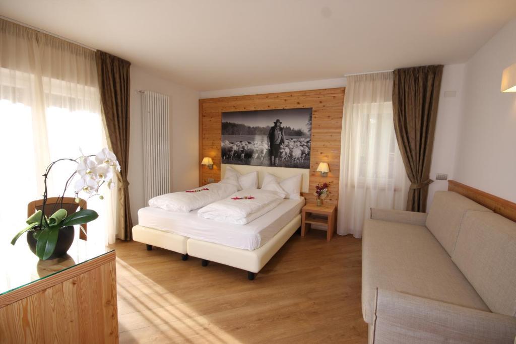 Hotel Pineta Baselga di Pine Ngoại thất bức ảnh