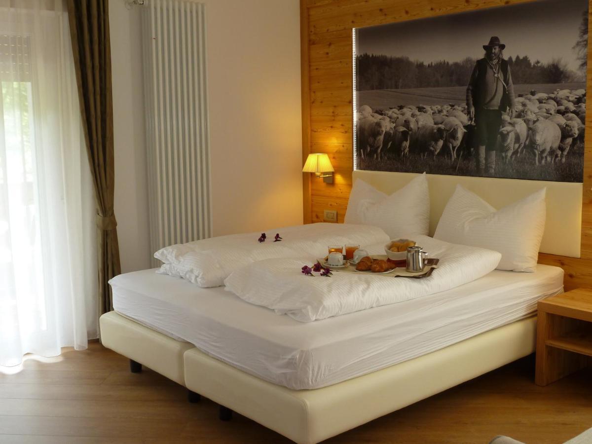 Hotel Pineta Baselga di Pine Phòng bức ảnh